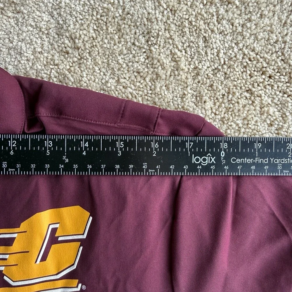 Adidas Central Michigan Chippewas Button Up Shirt Mens M NCAA Team Issue Maroon